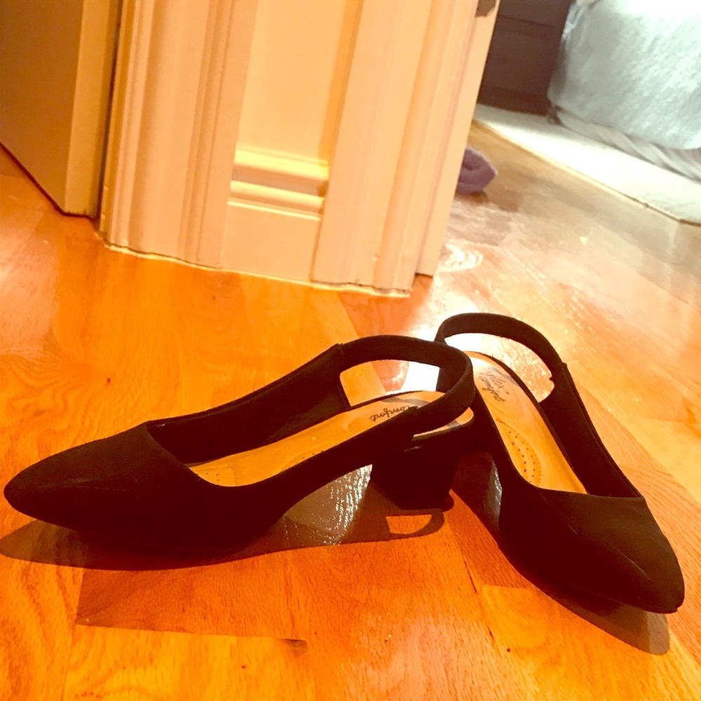 Black suede sling-back block kitten heels 10W